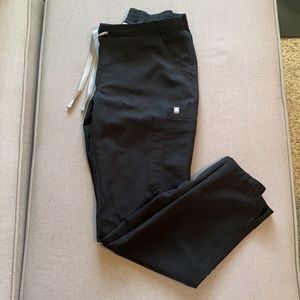 Figs Yola skinny Scrub Pants in XSP in black